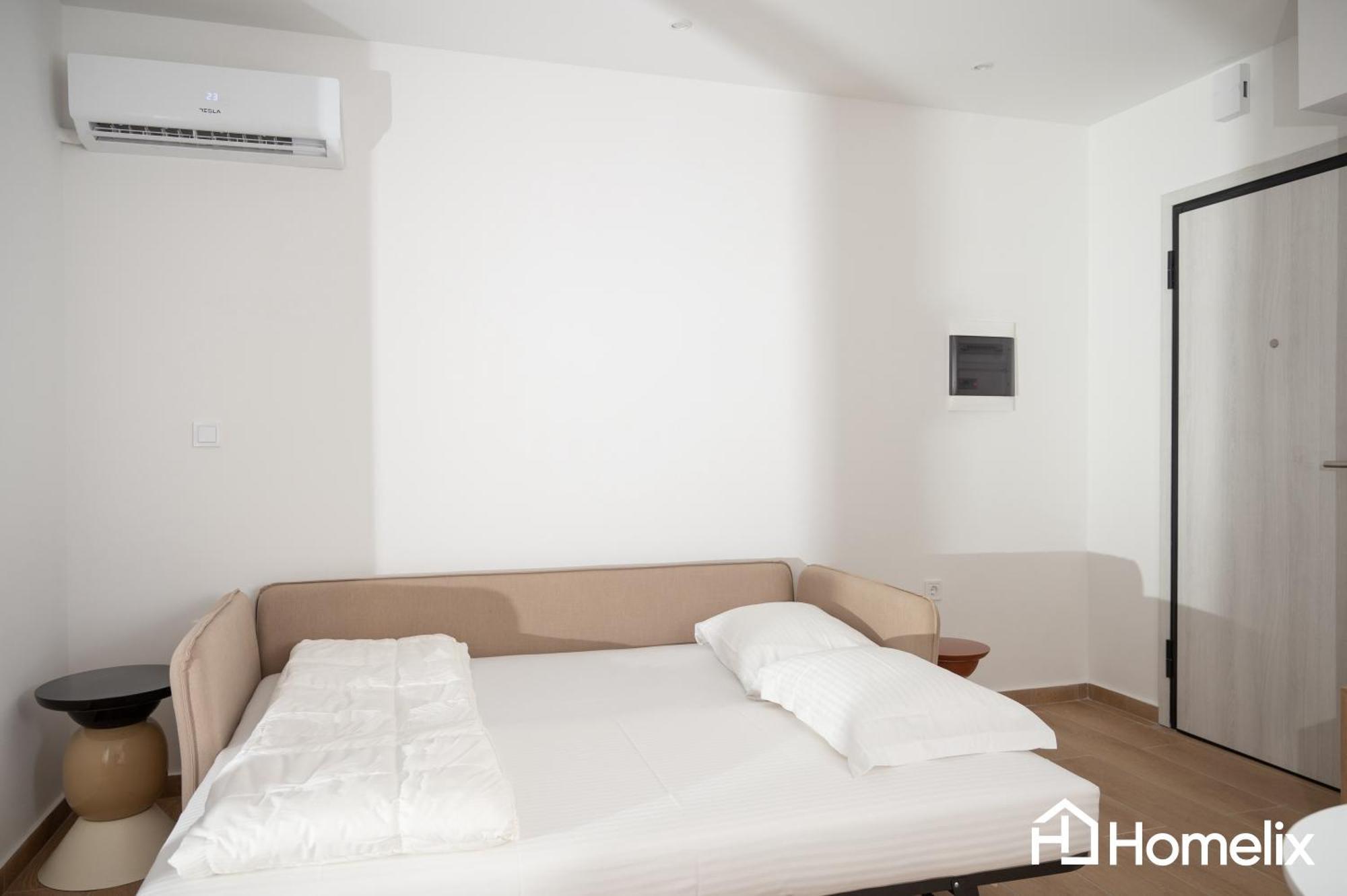 Amaya - Sea View Suites Халкида Экстерьер фото